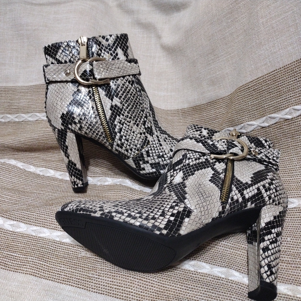 Guess Fryese Snake skin ankle booties